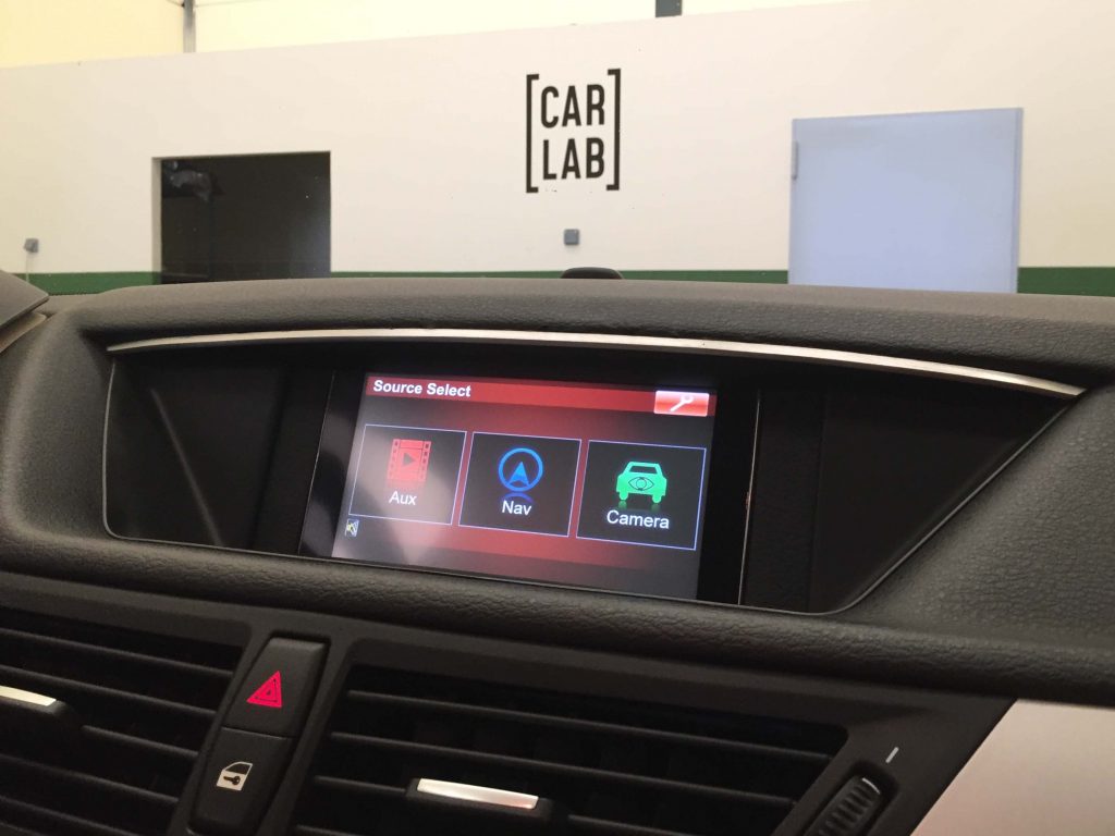 multimedia pantalla tactil en BMW X1