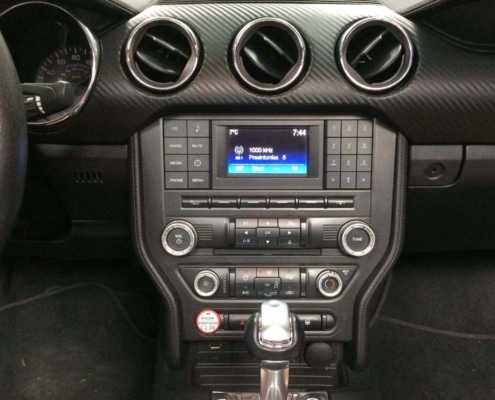 Ford Mustang - Equipamiento original Salpicadero Ford Mustang