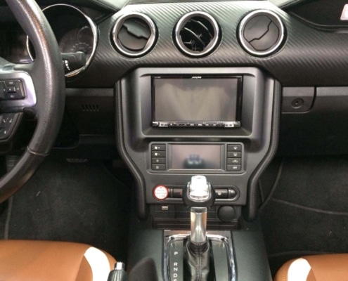 Ford Mustang - Transformado CarPlay en Ford Mustang