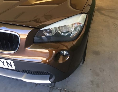 Click to show details - Faros de xenón en BMW X1 Luces del faro BMW X1