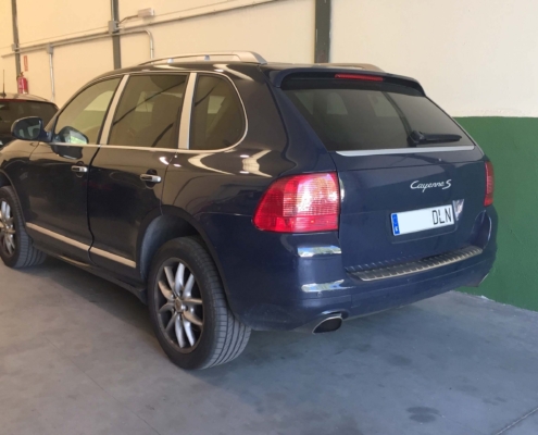 Sistema entretenimiento trasero en Porsche Cayenne Sistema entretenimiento trasero en Porsche Cayenne