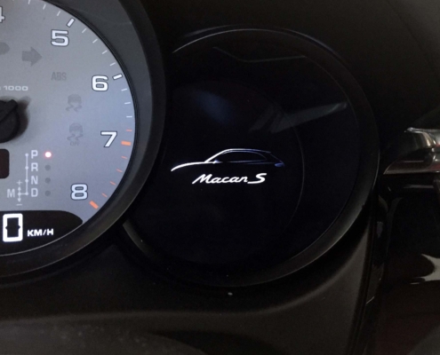 Apple CarPlay integrado para Porsche Macan S