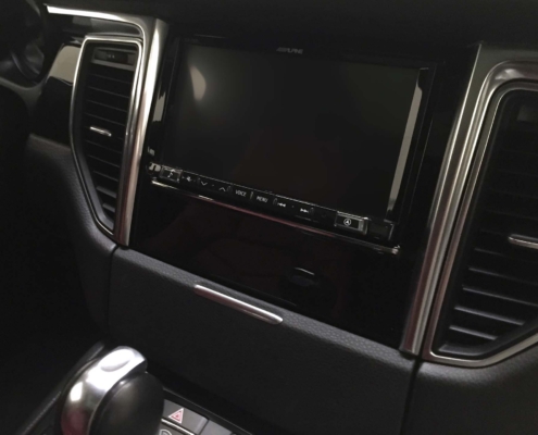 Apple CarPlay integrado para Porsche Macan S